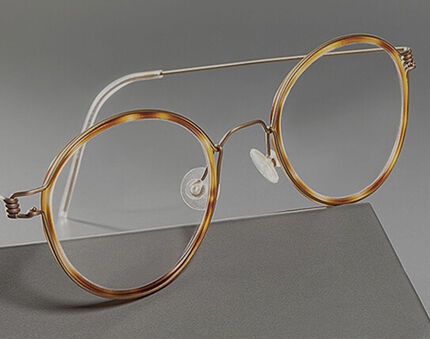 Vintage Sunglasses: 70s , 80s & 90s era glasses and sunglasses