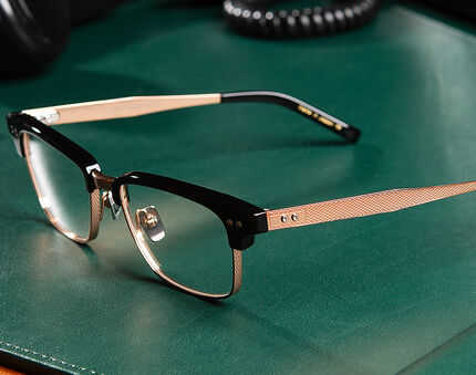 DITA Sonnenbrille mit Rahmen aus Titanium und Azetat